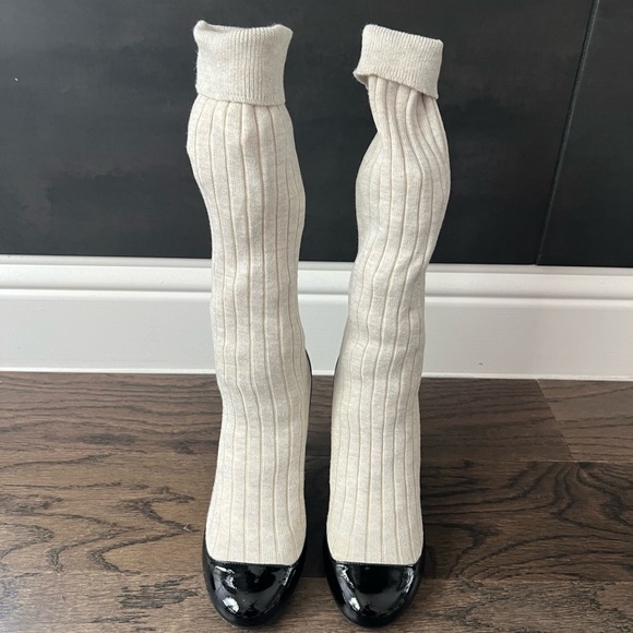 100% Authentic Chanel Black Patent Leather and Knit Fabric Sock Pumps 36 - Picture 6 of 11